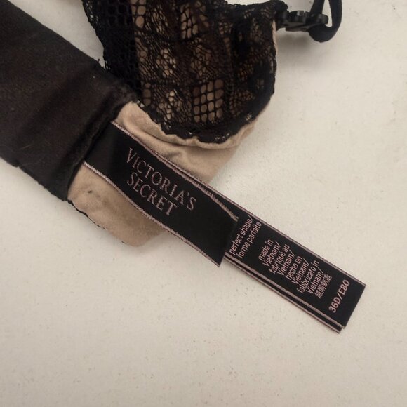Victoria’s Secret Body by Victoria Black Lace Plunge Bra | 36D - Picture 9 of 11